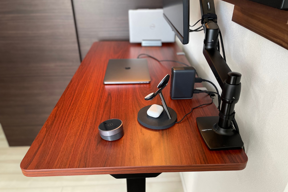 FLEXISPOT E7 マホガニー実機レビュー｜電動昇降デスクを3年使った