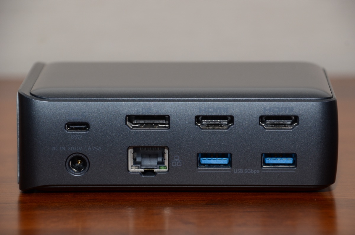 Anker PowerExpand 13-in-1 USB-C Dock 背面マクロ 3年経年データ・端子無摩耗