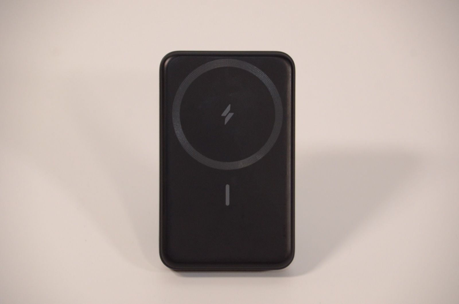 Anker 633 Magnetic Battery (MagGo) の本体正面・3モデル比較セクション用