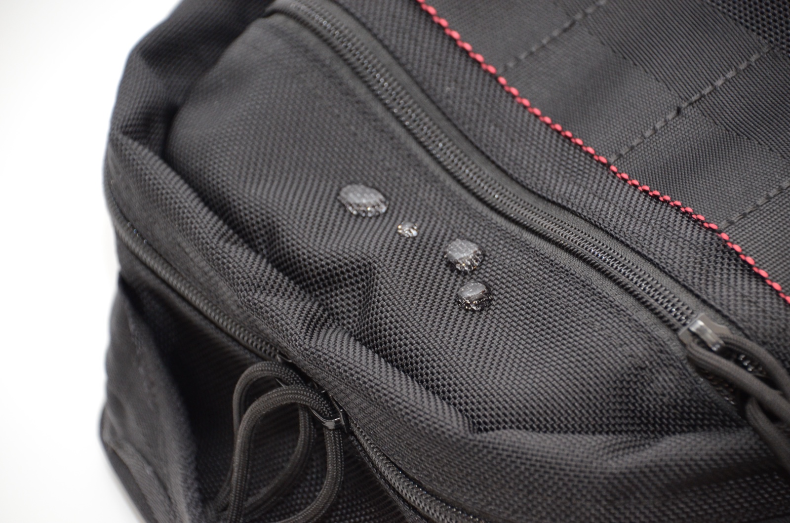 BR PROTECT SPRAYで撥水が復活した生地表面