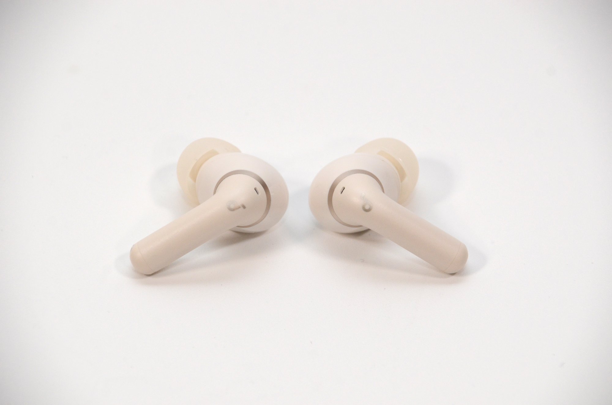 Soundcore P42i 本体のタッチエリア
