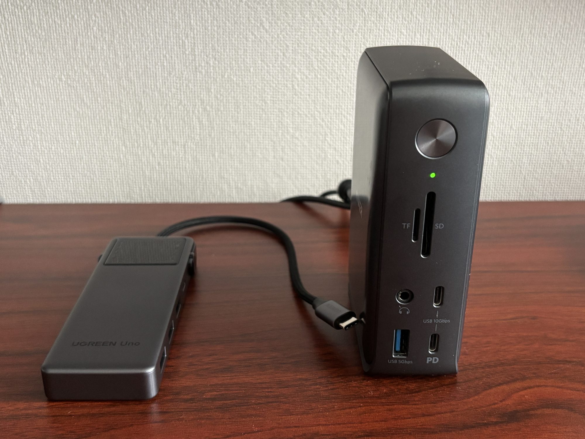 Anker PowerExpand 13-in-1との大きさ比較