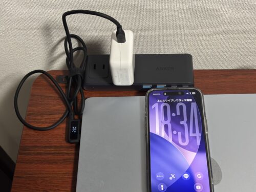 純正30Wで30分充電した時点のケーブルの表示28W